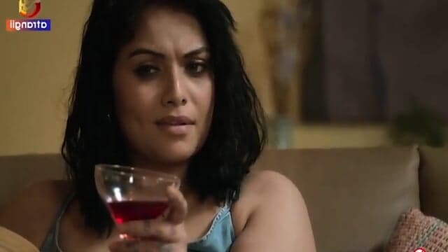 Pyasi Bhabi ki tight chut