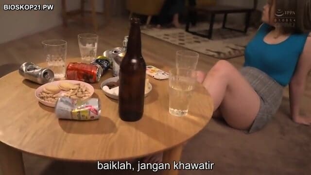 Terjemahan bahasa Indonesia  KAKAK PEREMPUAN MENGGODA ADIK NYA KETIKA LAGI HORNY vidio full bisa di tonton di link ini copykan dan klik https://za.gl/m8Q8B9Jz