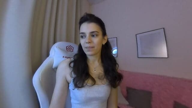 Suzy Jamess VR Cam Model Stripchat-01