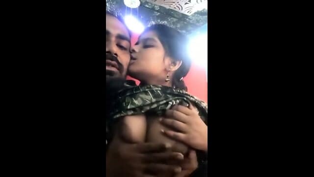 BanGLaBH Bangladeshi Horny Couple Fun In Restaurant