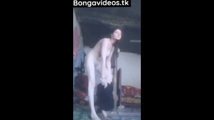 Persian Beautiful Girls Showing His Boobs And Pussy