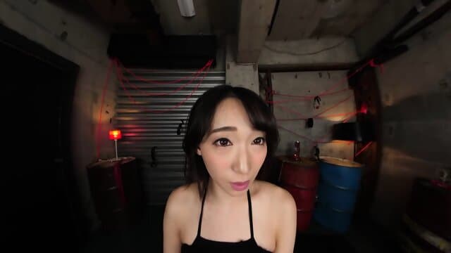 Trapped With Beautiful Lady   K M V R   8 3 4 C
