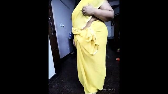 priyanka_roy_143 / amala_bliss Strip chat Model Without Bra Boobs Pressing And Big Navel Showing