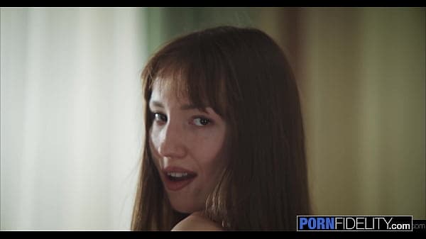 Kate Quinn is a sexy babe whose slick, gripping...