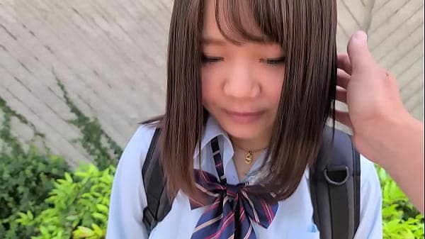 https://bit.ly/3jOP5sJ　ハメ撮り　爆乳 顔美女。Hカップ18才。変態エロおやじとハァハァしながらの中出し交尾。ハメ撮り 制服 素人 美乳 中出し 個人撮影 美女 巨乳パイズリハメ