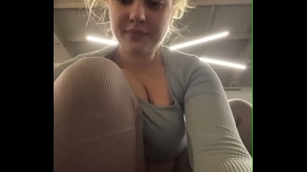 Fingering pussy in the gym