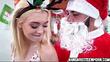Anastasia Knight Family Photo Turns Into Fuck Session In The Living Room