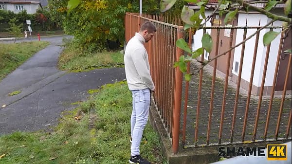 SHAME4K. Texas Patti gave a blowjob to a homele...