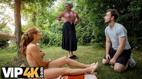 HUNT4K. Lucianna Lucci loves to show her pussy ...