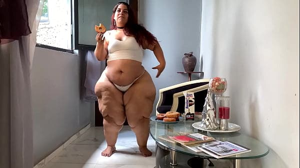 Short Curvy Girl with Giant Hips &amp; Ass - SSBBW ...