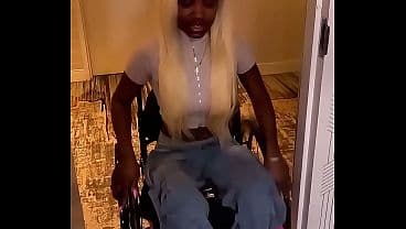Pretty Paraplegic Pussy With Coco Skin Get's Cr...
