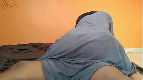 Beautiful Hijab Girl Love To Ride A Big Cock An...