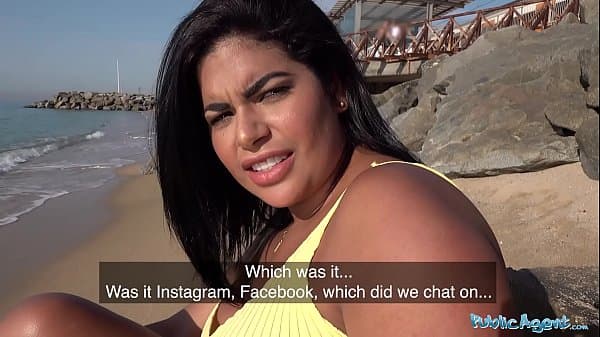 Public Agent A Blind date for Latina with huge ...