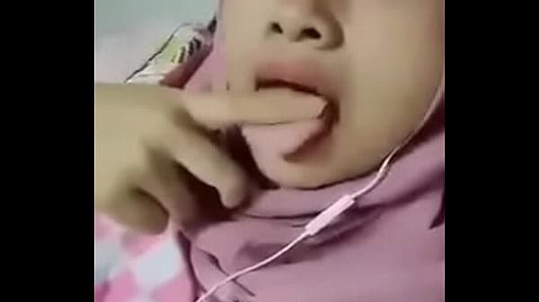 Jilbab video call sex