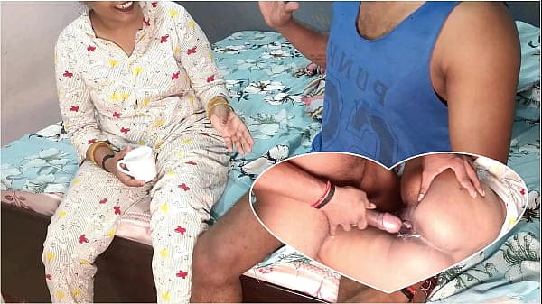 दही मांगने आए लड़के ने आंटी की चूत में अपना दही...