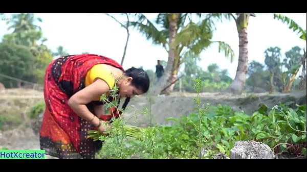 Indian desi Sabji Wala Bhabhi sex! Hindi Villag...