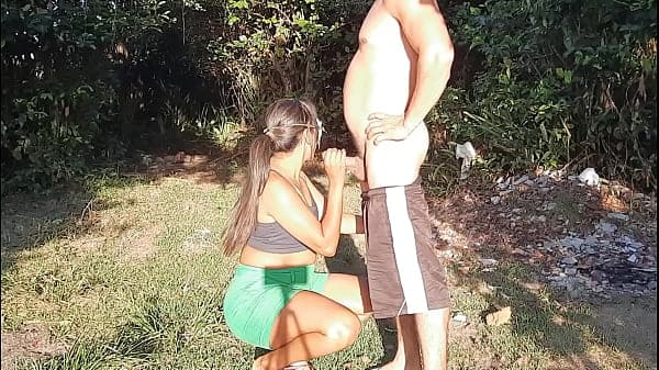 O safado me levou no mato e comeu meu c&uacute;